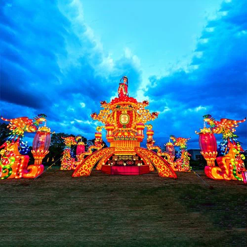 Attraction Traditional Silk Lantern Festival
