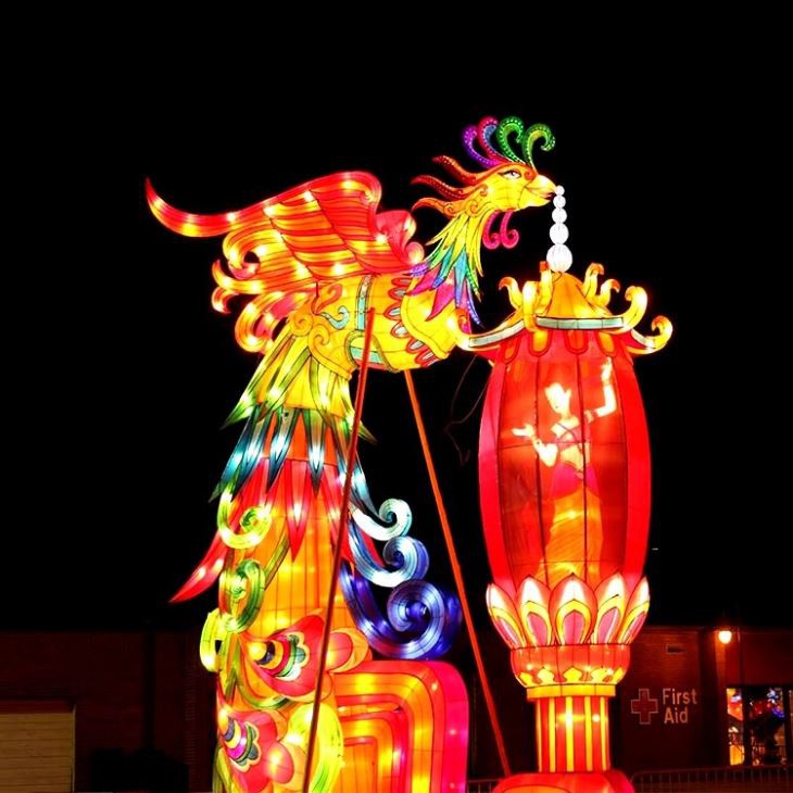 Fancy-outdoor-chinese-silk-lantern-festival